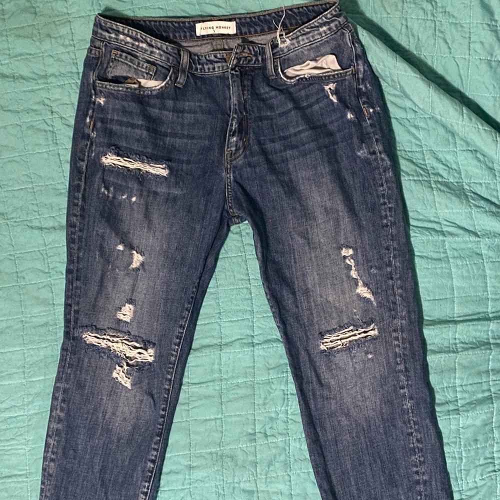 DONT fit anymore, looking for 25$ for these since I payed 59$ wore a few times.
